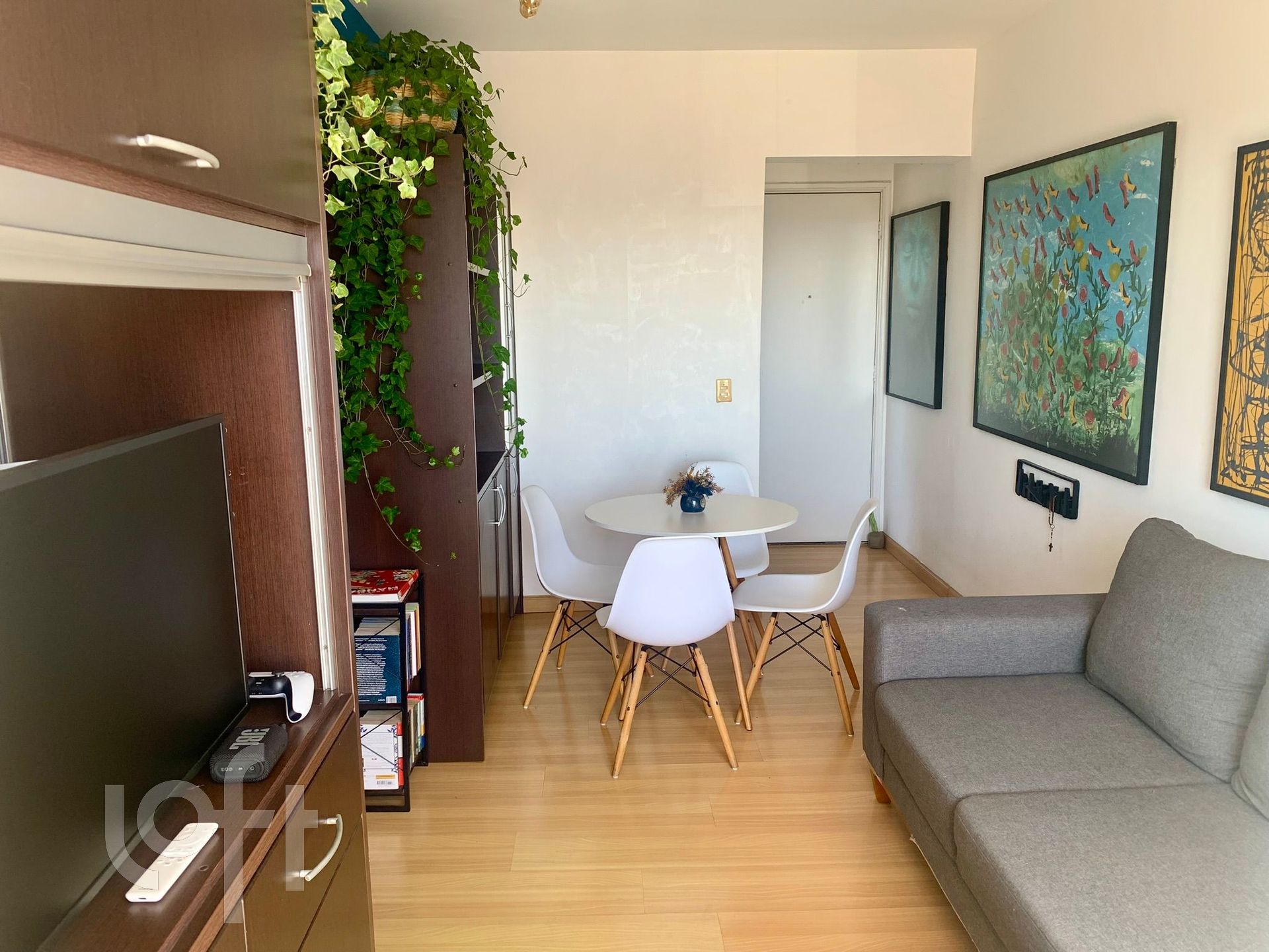 Apartamento à venda com 2 quartos, 56m² - Foto 2