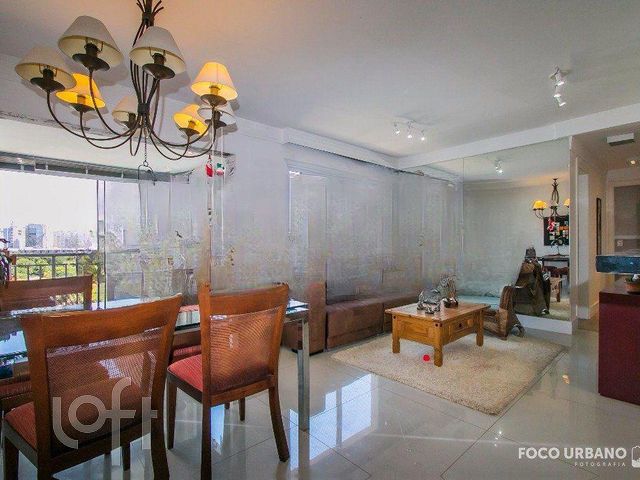 Apartamento com 92m², 3 dormitórios, 1 suíte, 2 vagas, Jardim Europa em Porto Alegre