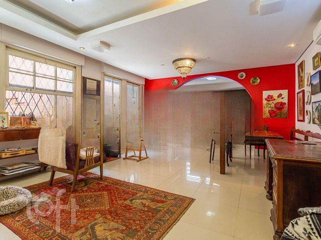 Apartamento com 203m², 3 dormitórios, 1 suíte, 3 vagas, Independência em Porto Alegre