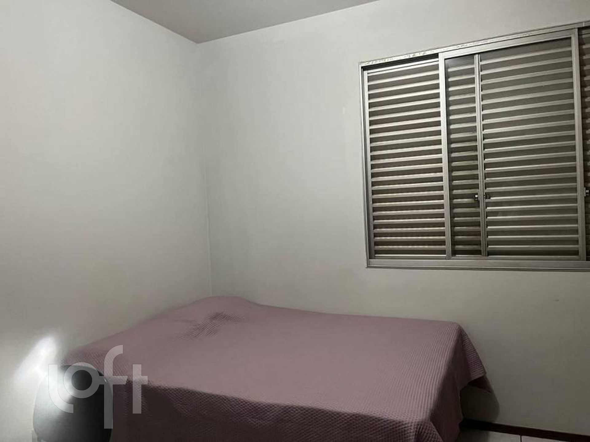 Apartamento à venda com 1 quarto, 50m² - Foto 2