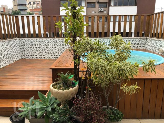 Apartamento com 140m², 2 dormitórios, 1 suíte, 1 vaga, Chácara das Pedras em Porto Alegre