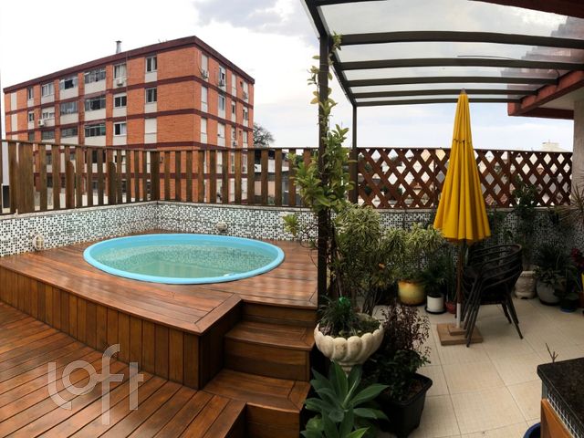 Apartamento com 140m², 2 dormitórios, 1 suíte, 1 vaga, Chácara das Pedras em Porto Alegre