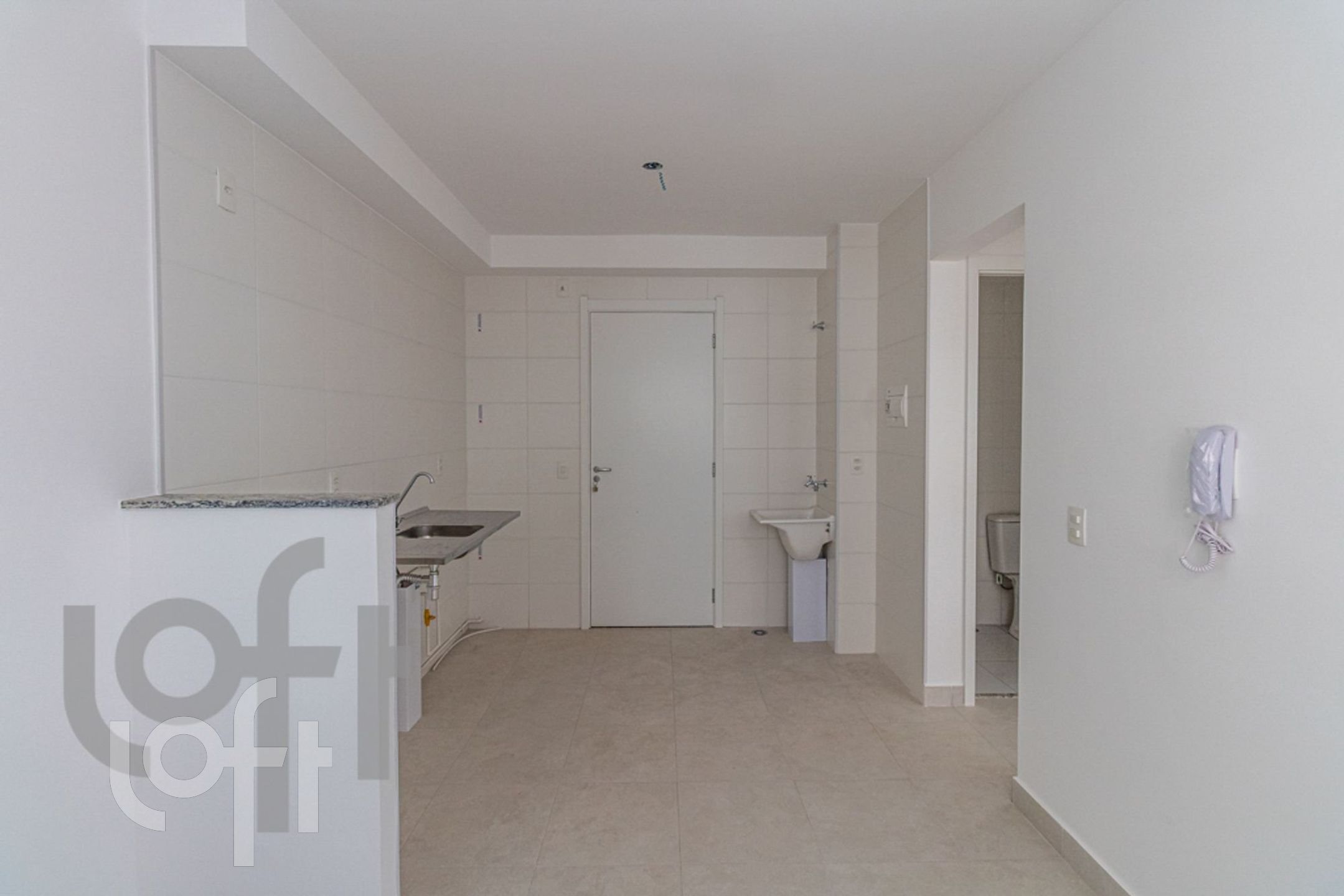 Apartamento à venda com 2 quartos, 32m² - Foto 16