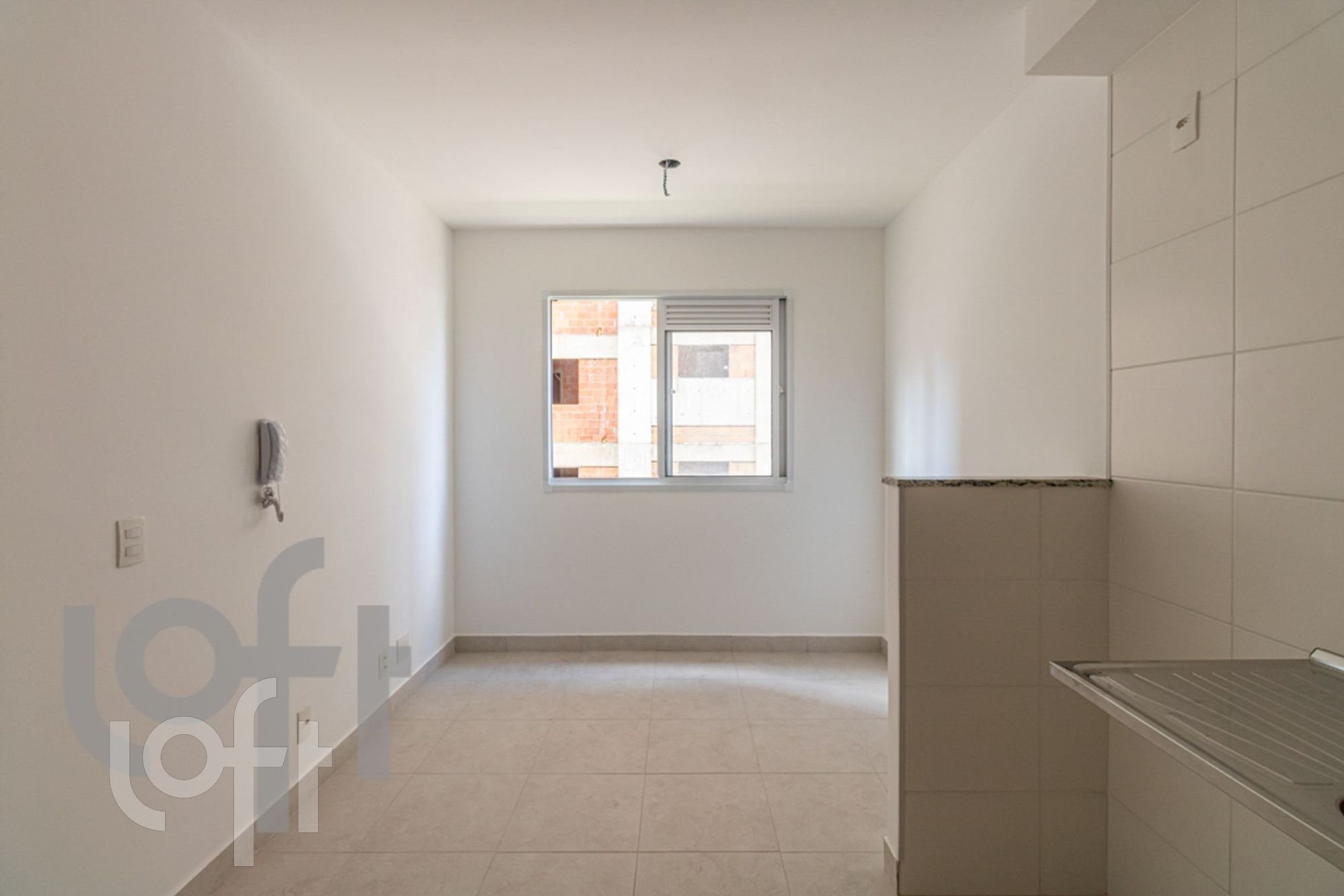 Apartamento à venda com 2 quartos, 32m² - Foto 10