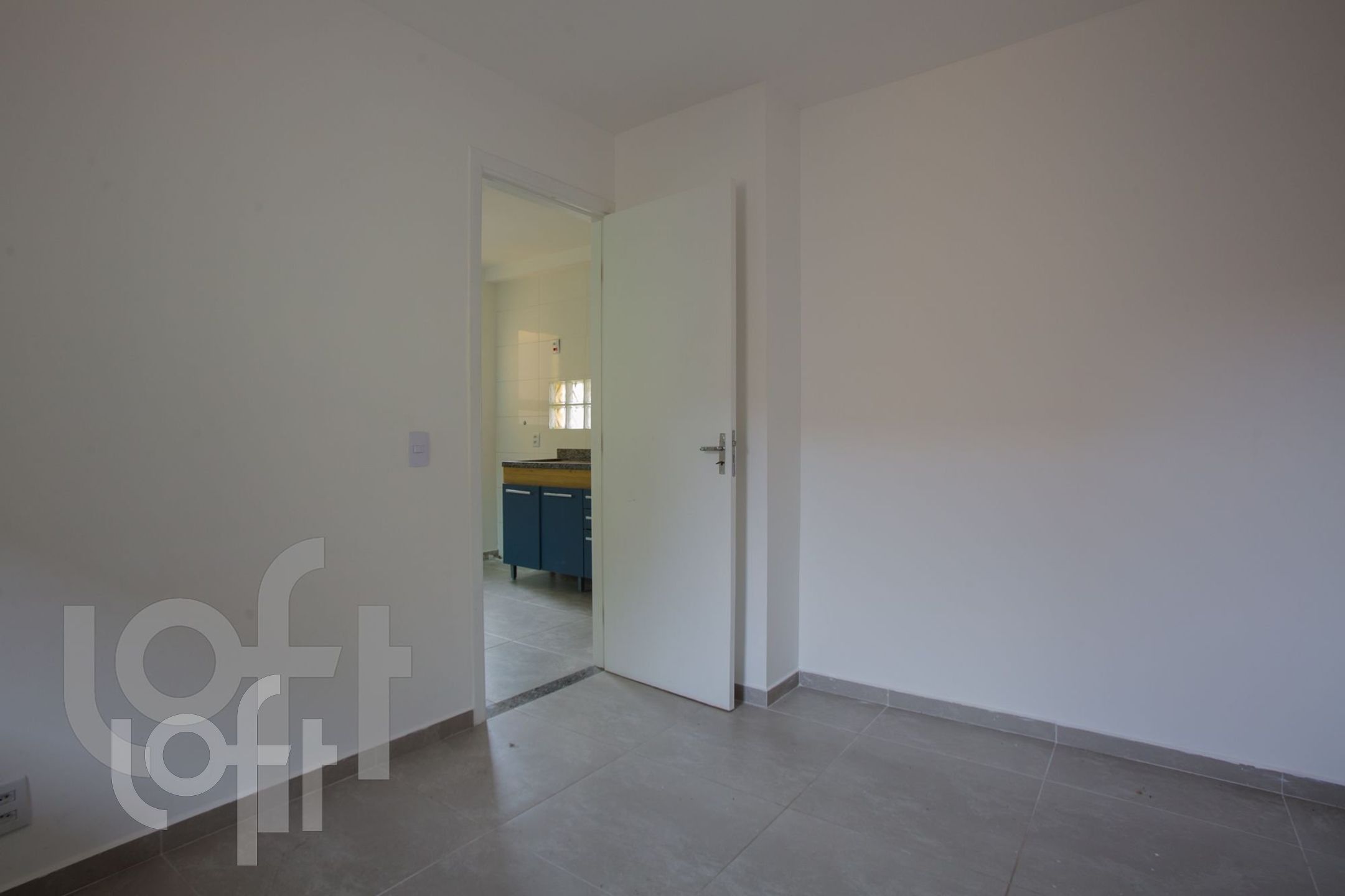 Apartamento à venda com 1 quarto, 29m² - Foto 4