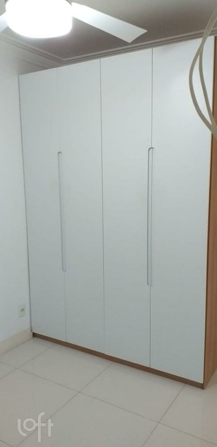 Apartamento à venda com 2 quartos, 48m² - Foto 15