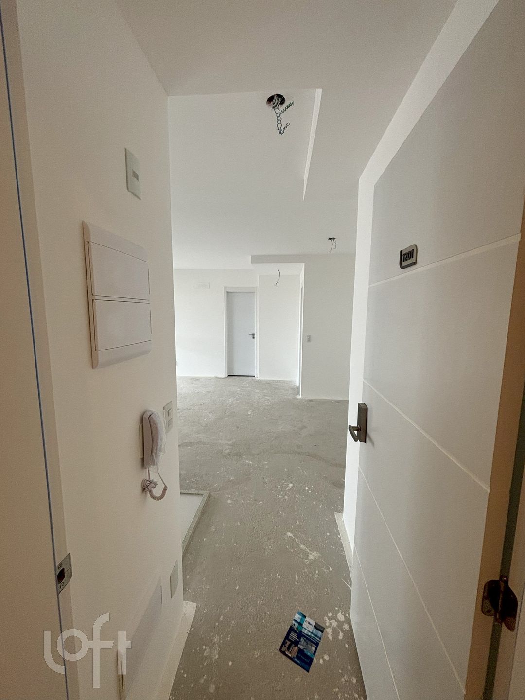 Apartamento à venda com 2 quartos, 105m² - Foto 11