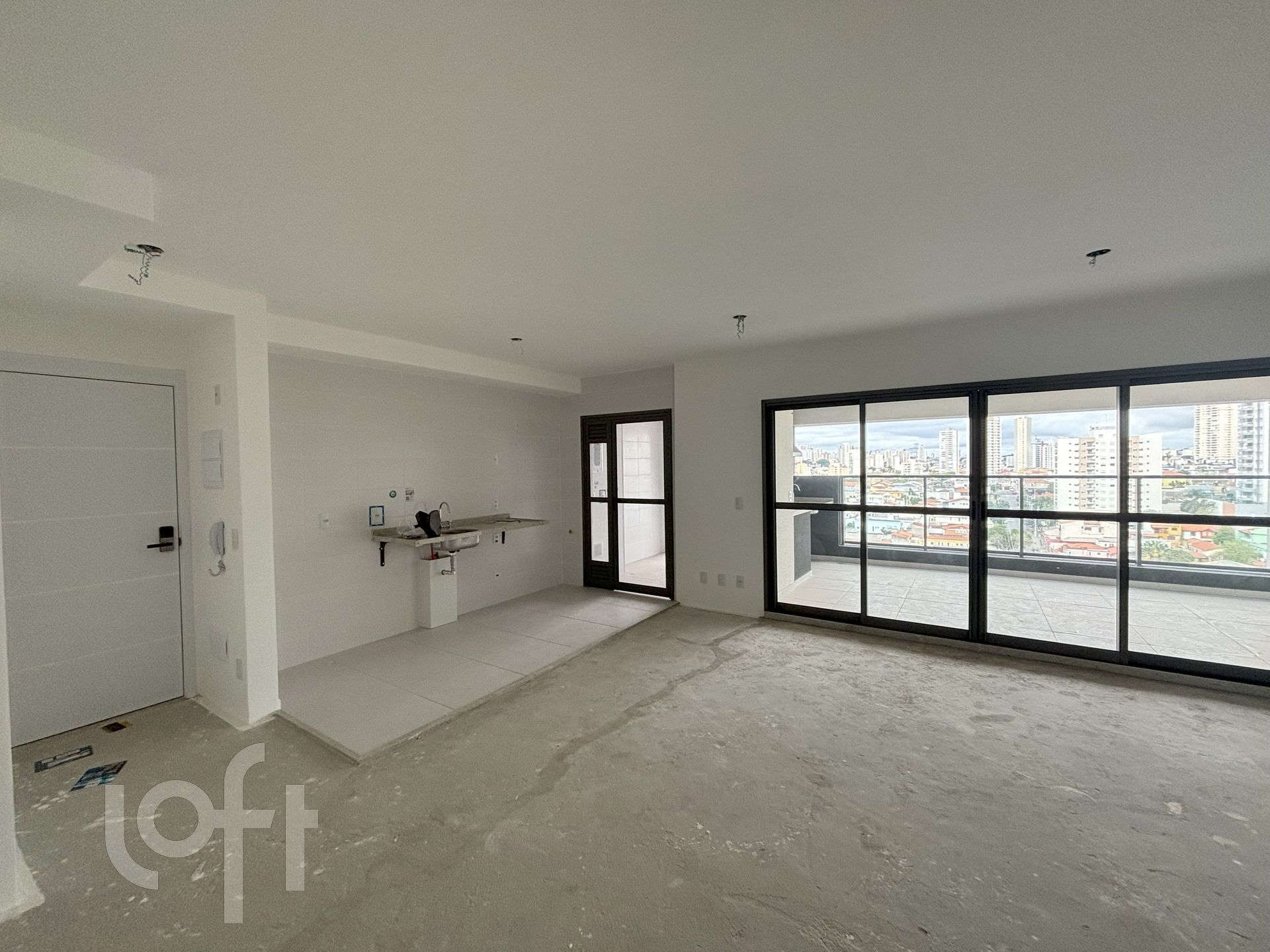 Apartamento à venda com 2 quartos, 105m² - Foto 1