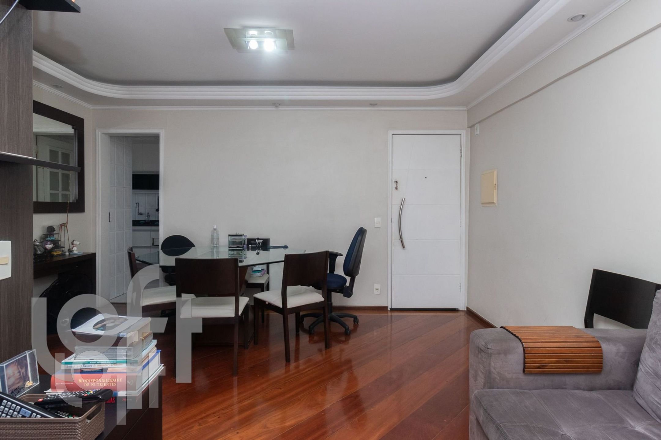 Apartamento à venda com 2 quartos, 67m² - Foto 18