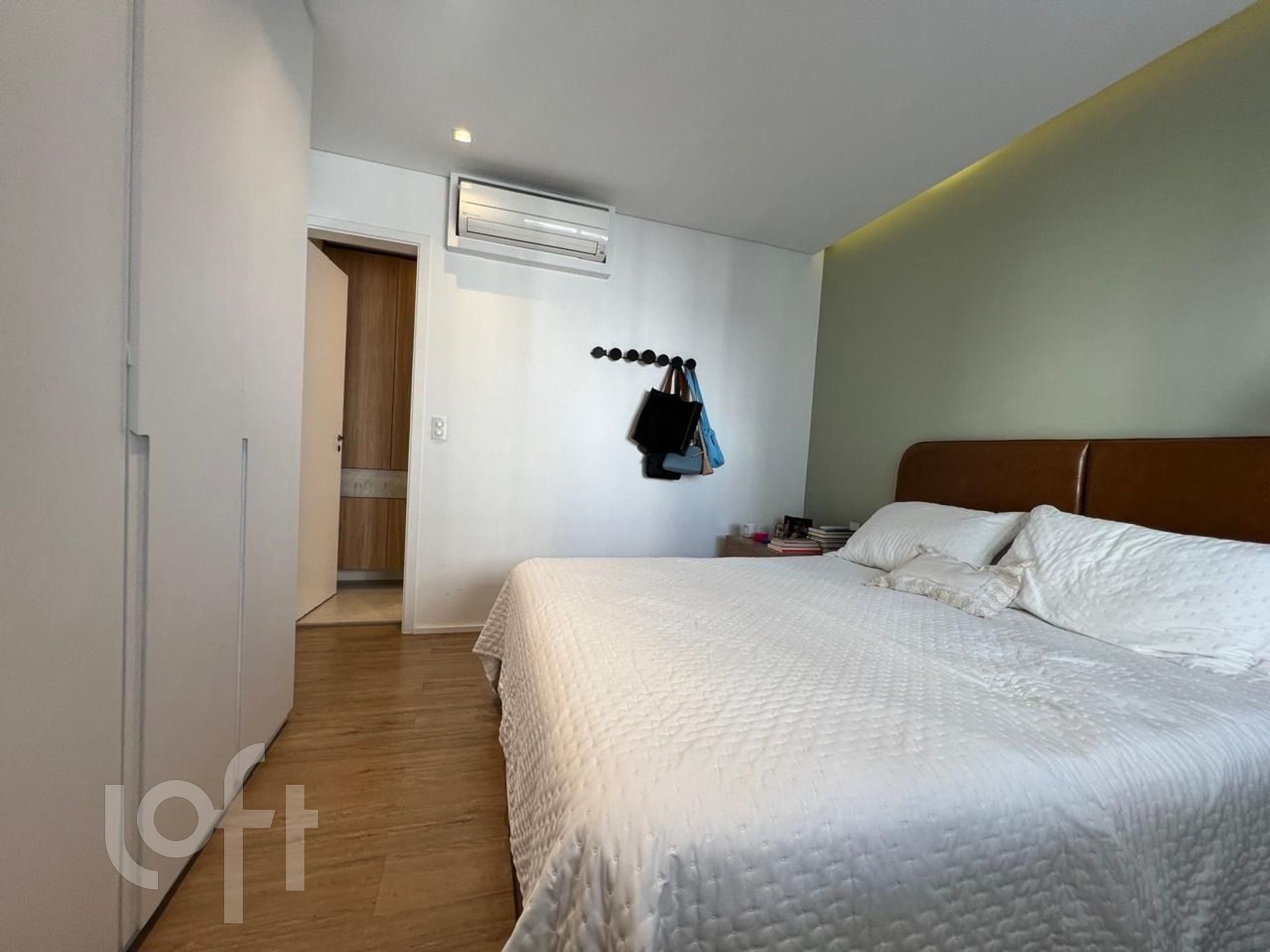 Apartamento à venda com 1 quarto, 55m² - Foto 38