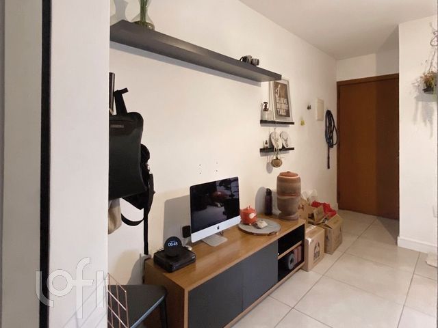 Apartamento com 50m², 1 dormitório, 1 vaga, Petrópolis em Porto Alegre