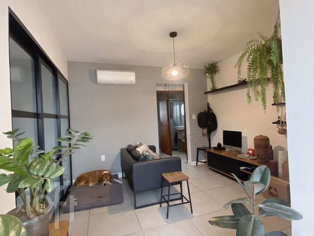 Apartamento com 50m², 1 dormitório, 1 vaga, Petrópolis em Porto Alegre