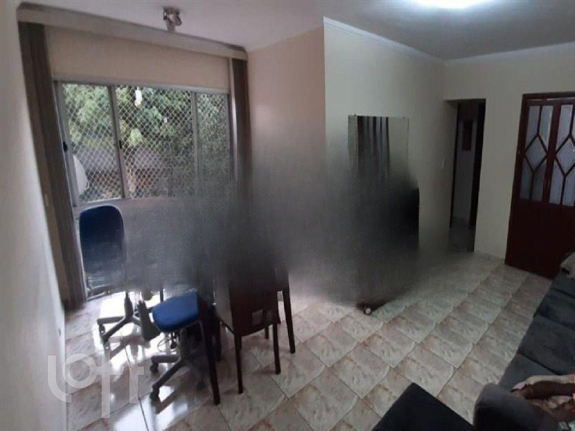 Apartamento à venda com 2 quartos, 64m² - Foto 2