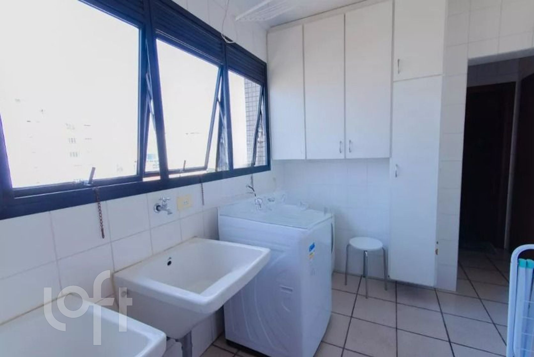 Apartamento à venda com 4 quartos, 205m² - Foto 19