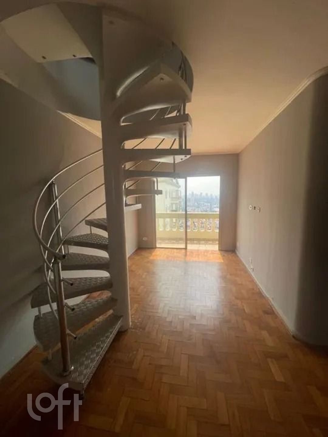 Apartamento à venda com 2 quartos, 160m² - Foto 1