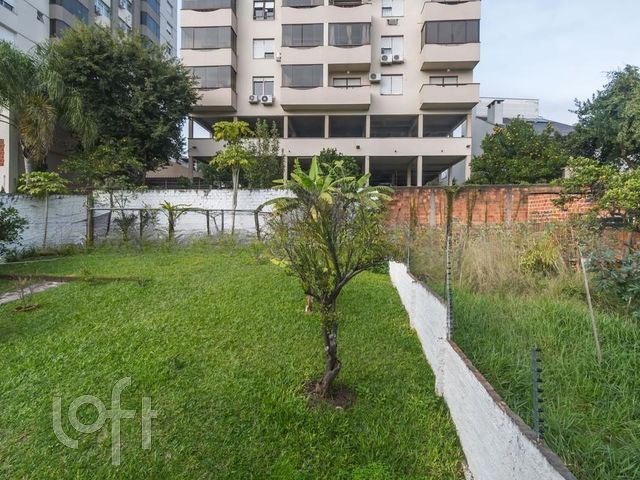 Casa com 290m², 3 dormitórios, 1 suíte, 2 vagas, Cristo Redentor em Porto Alegre