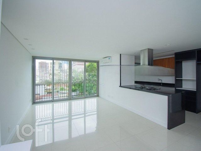 Apartamento com 80m², 2 dormitórios, 1 suíte, 2 vagas, Três Figueiras em Porto Alegre
