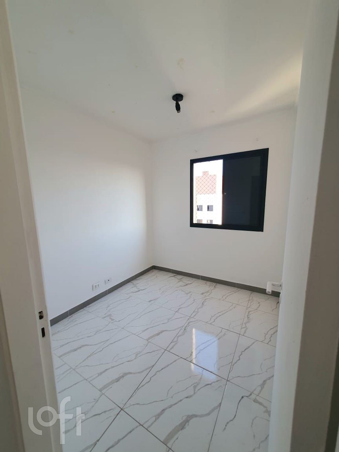 Apartamento à venda com 3 quartos, 63m² - Foto 11