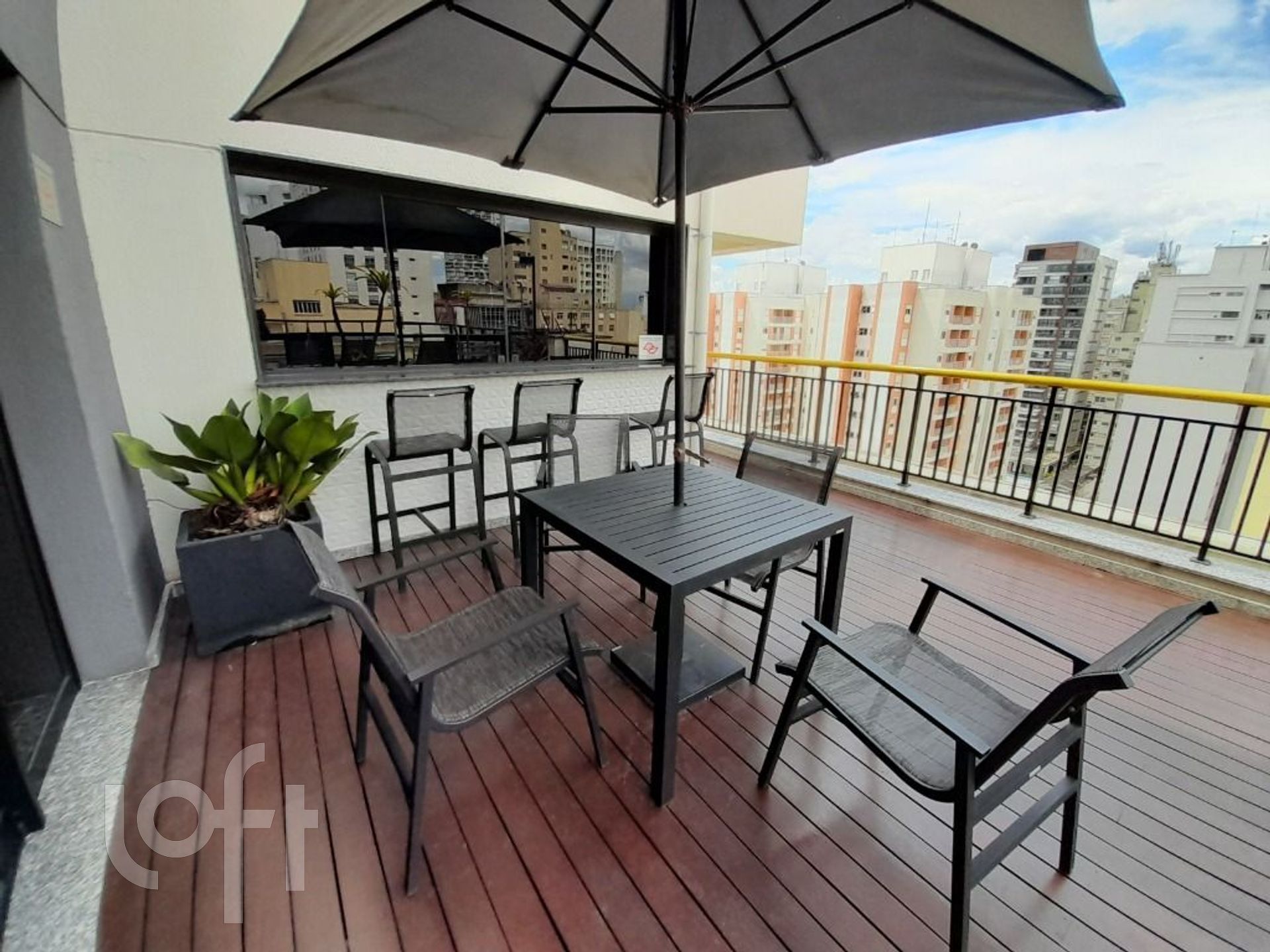 Apartamento à venda com 1 quarto, 37m² - Foto 11