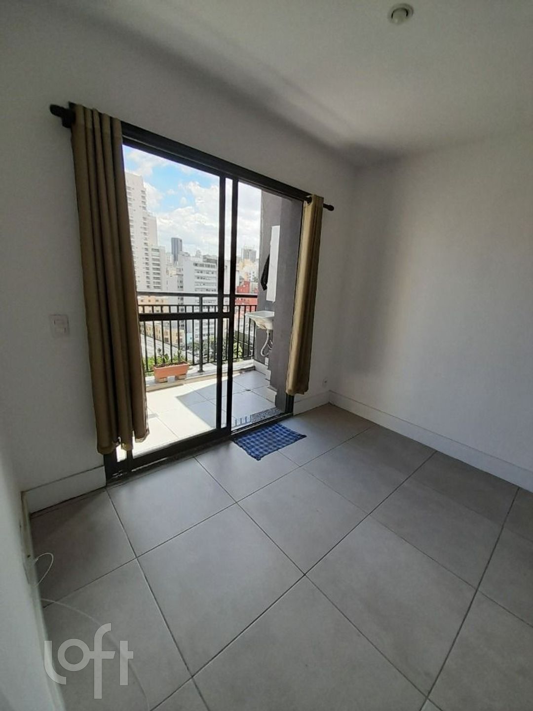 Apartamento à venda com 1 quarto, 37m² - Foto 5