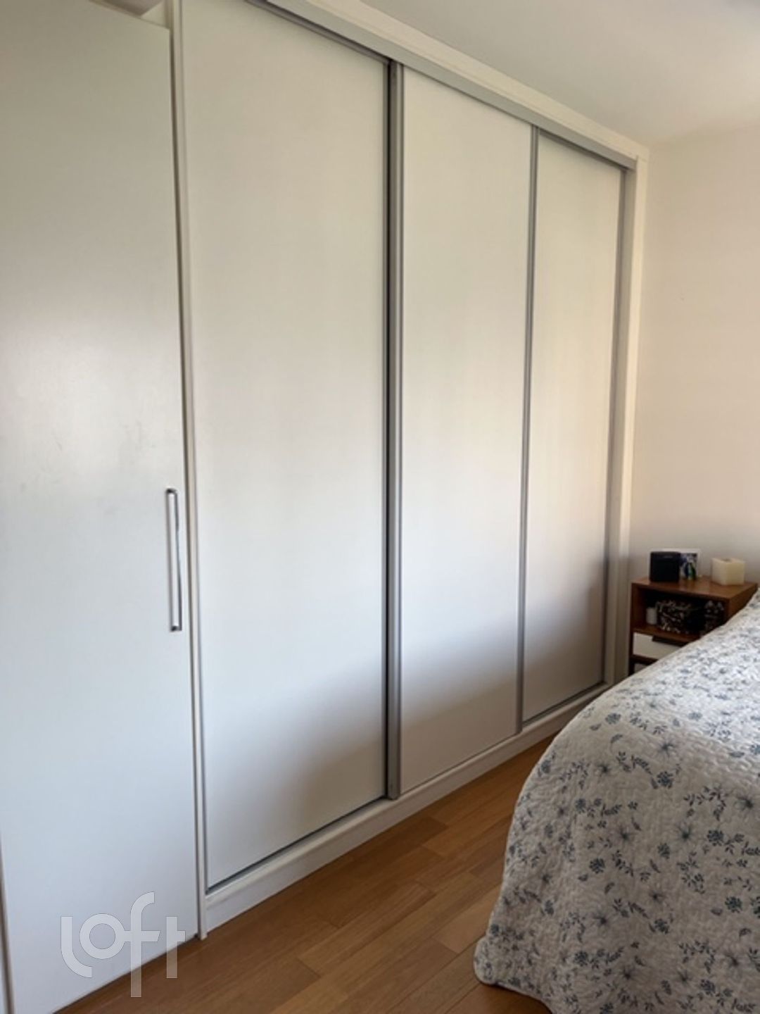 Apartamento à venda com 1 quarto, 79m² - Foto 2