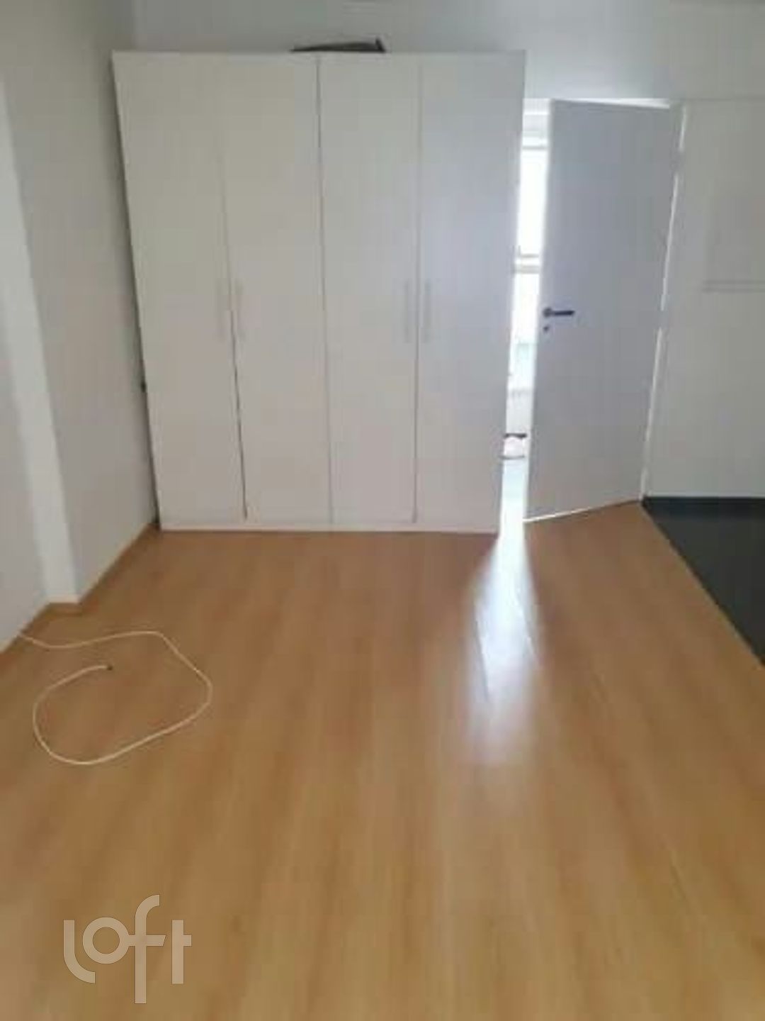 Apartamento à venda com 1 quarto, 29m² - Foto 1