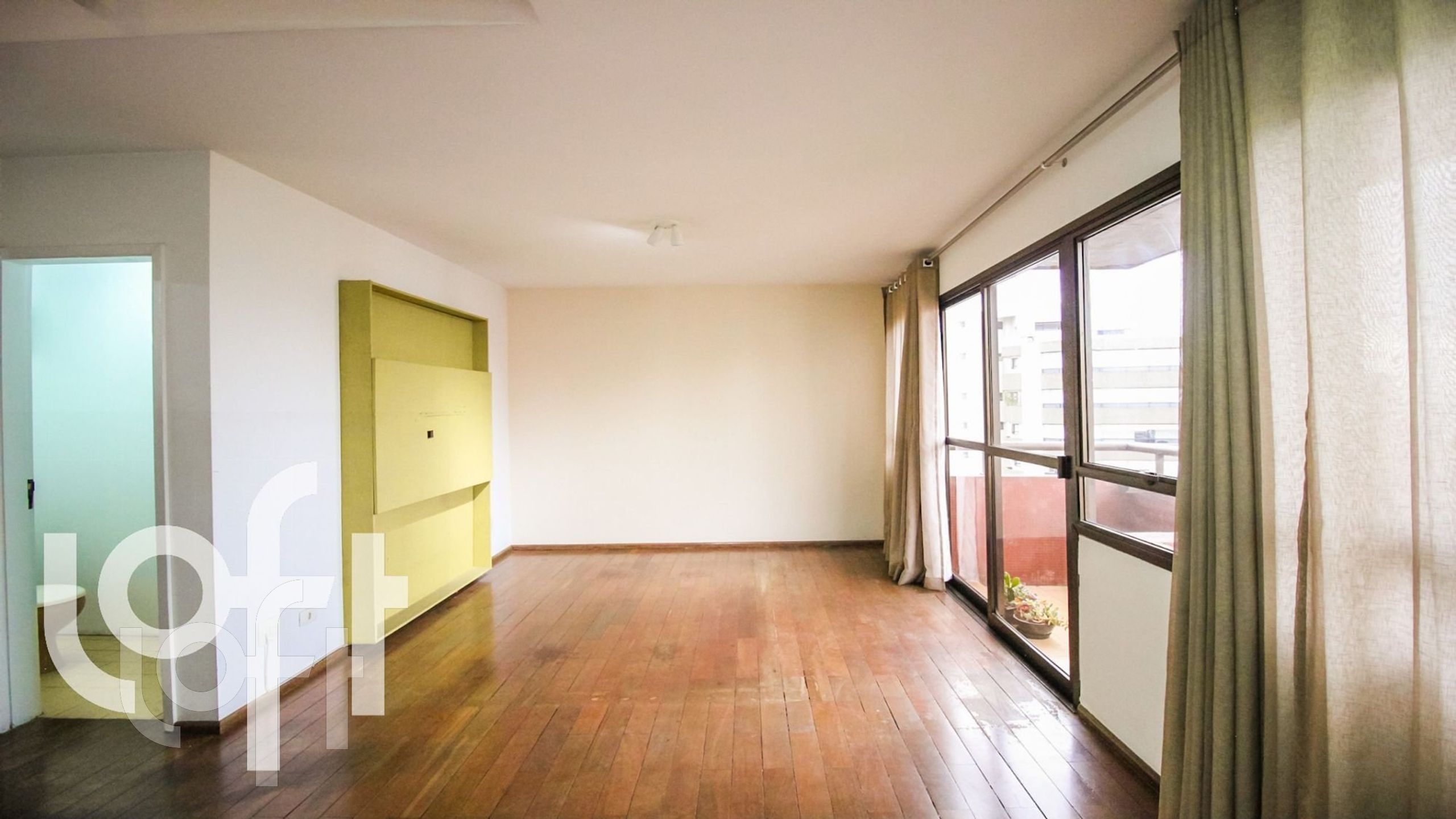 Apartamento à venda com 2 quartos, 96m² - Foto 1