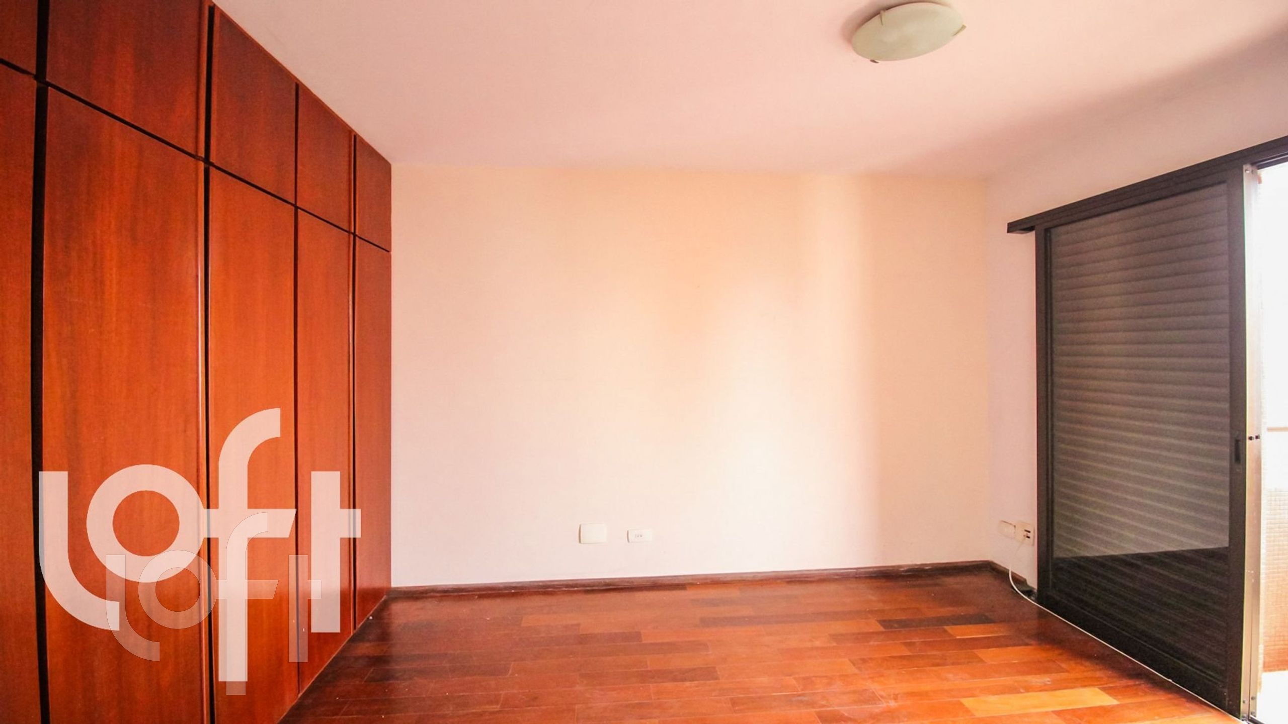 Apartamento à venda com 2 quartos, 96m² - Foto 8