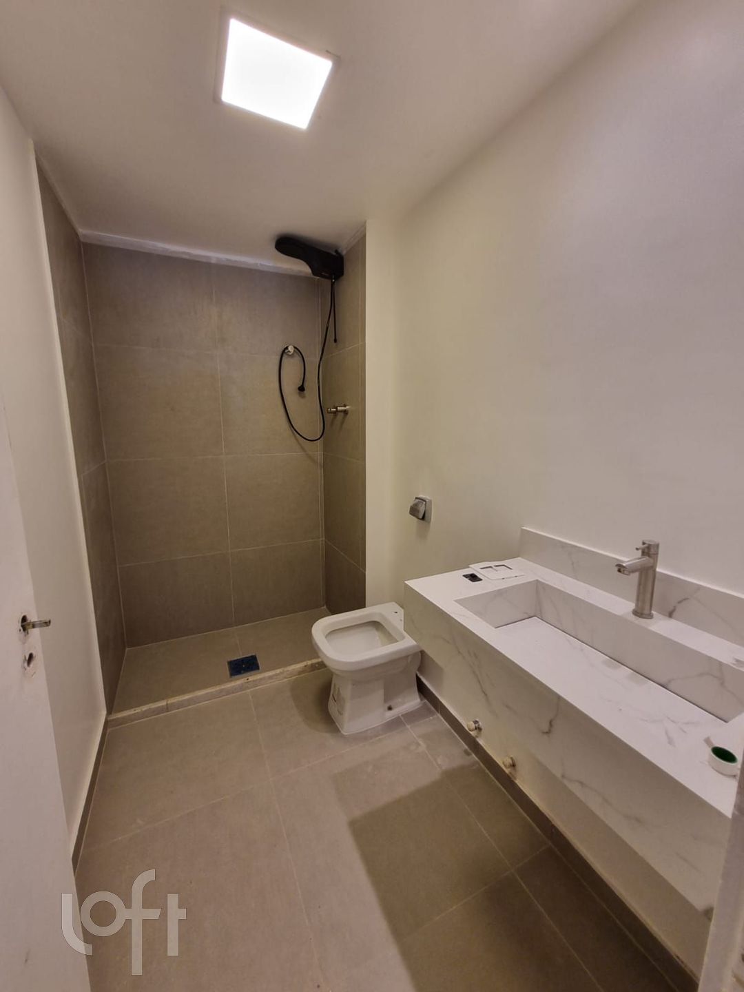 Apartamento à venda com 4 quartos, 250m² - Foto 10