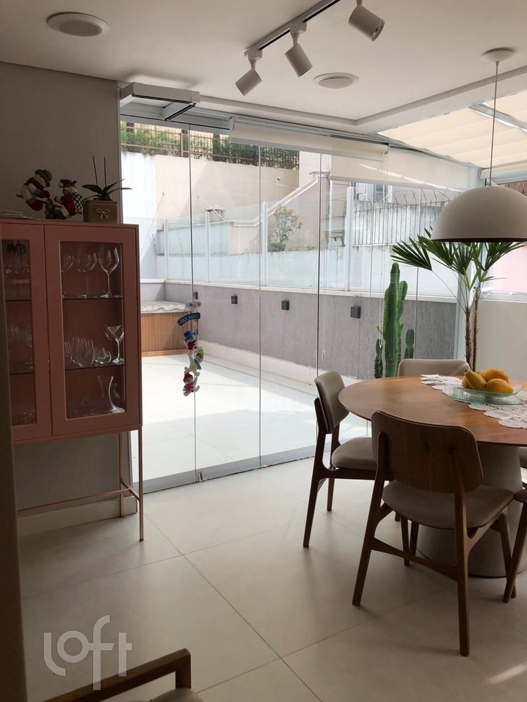 Apartamento à venda com 3 quartos, 102m² - Foto 2