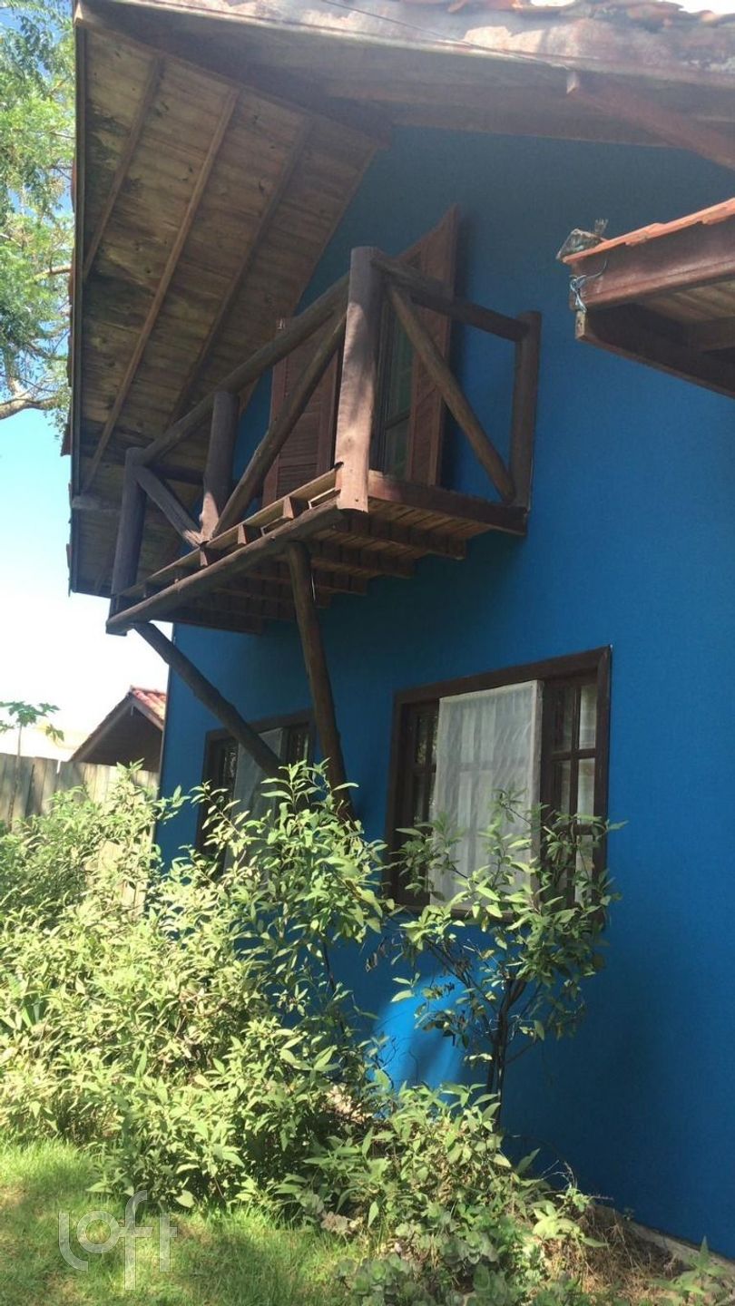 Casa à venda em Pinheira com 104 m², 3 quartos, 1 suíte, 1 vaga