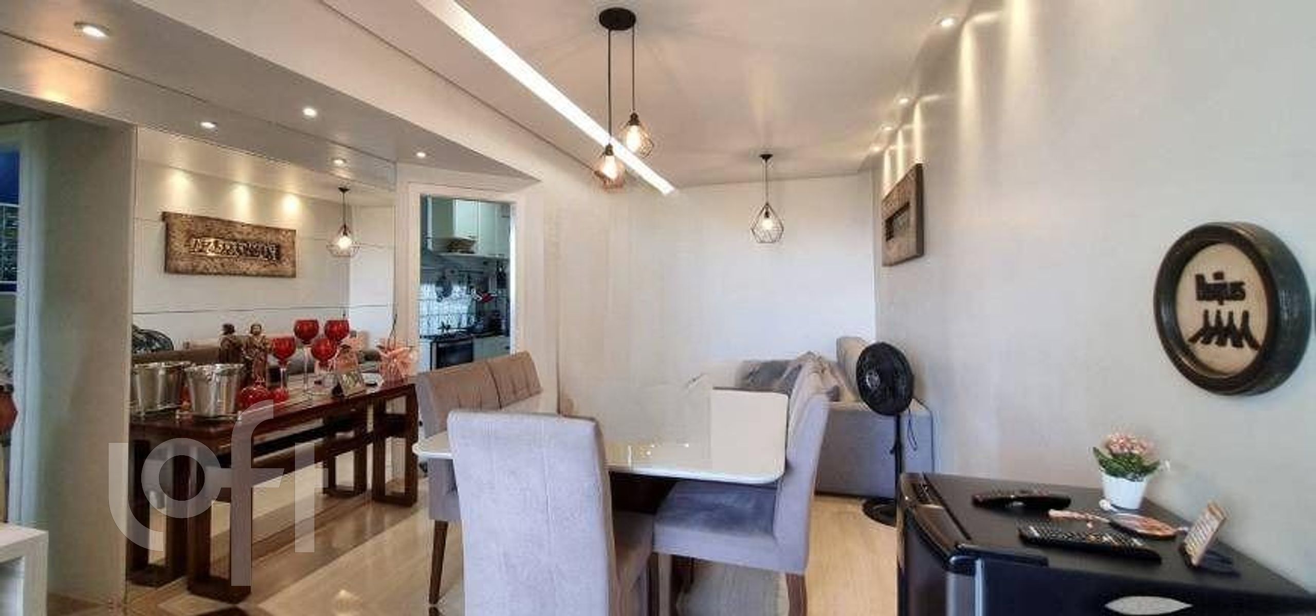 Apartamento à venda com 3 quartos, 77m² - Foto 3