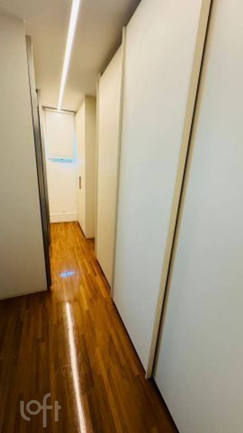 Apartamento à venda com 4 quartos, 291m² - Foto 24