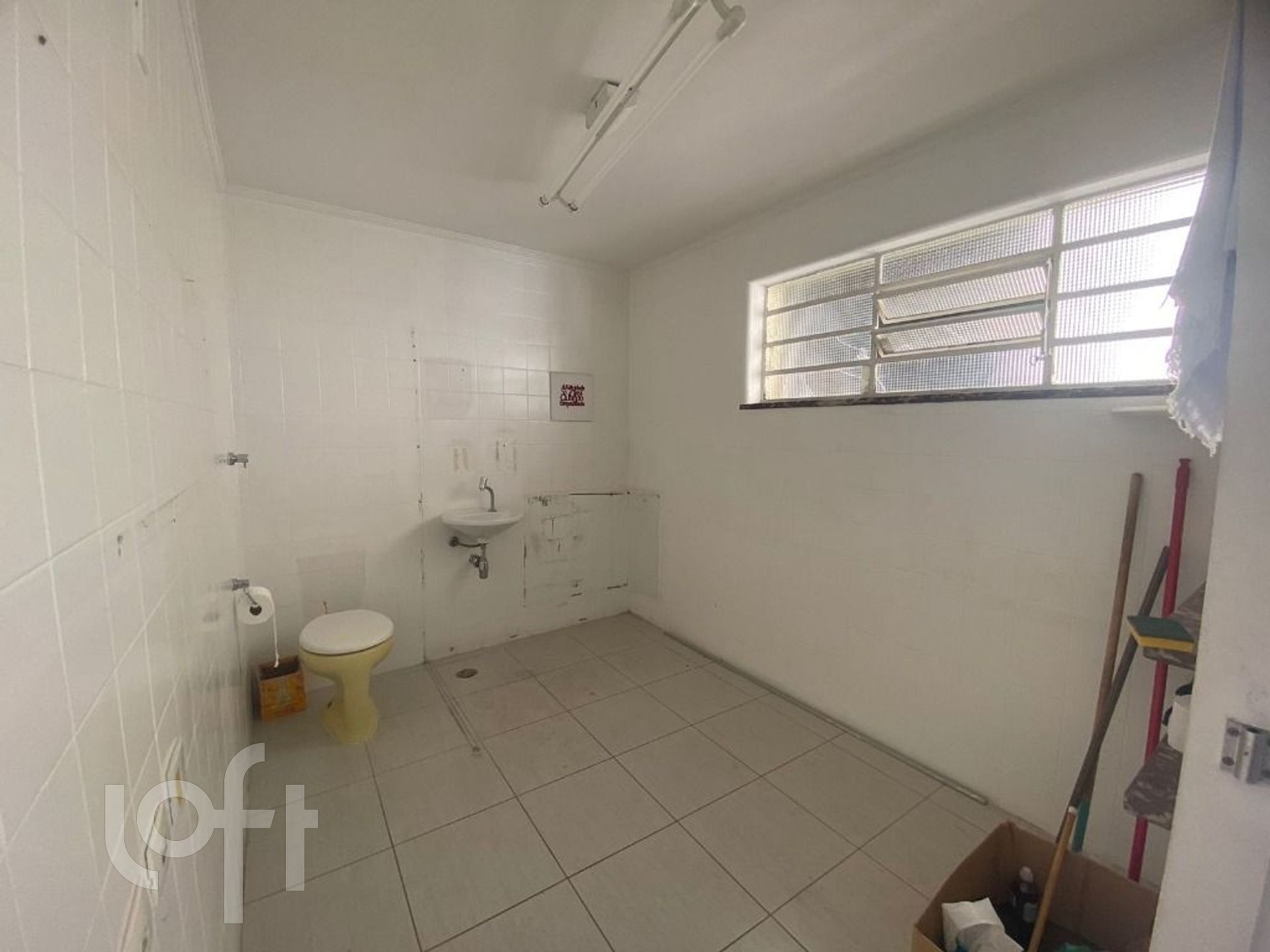 Casa à venda com 6 quartos, 310m² - Foto 15