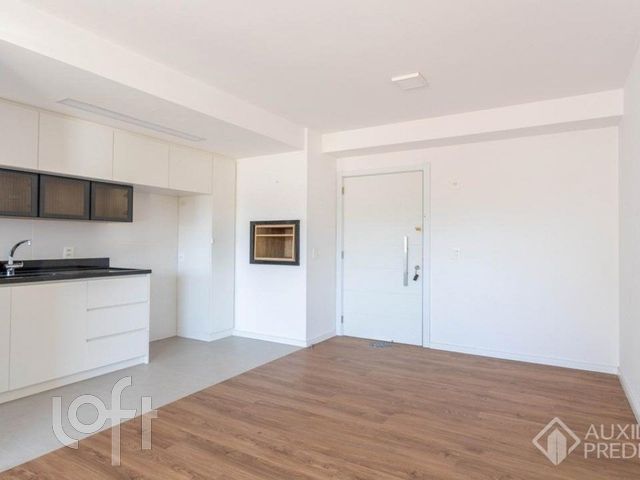 Apartamento com 55m², 2 dormitórios, 1 suíte, 1 vaga, Santana em Porto Alegre