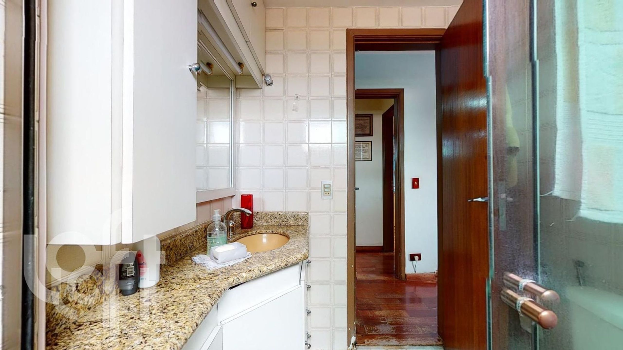 Apartamento à venda com 2 quartos, 67m² - Foto 4