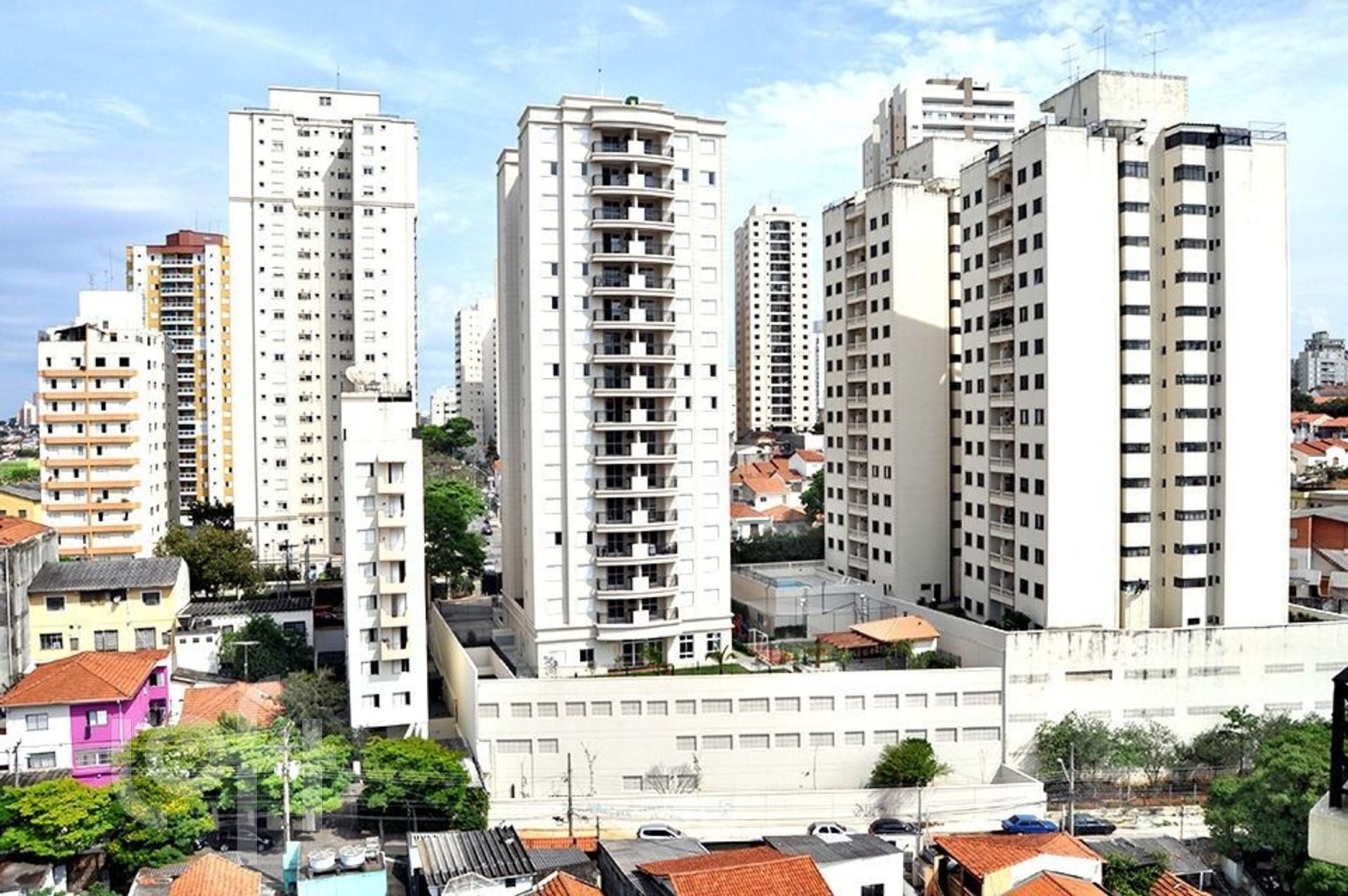 Apartamento à venda com 2 quartos, 67m² - Foto 29