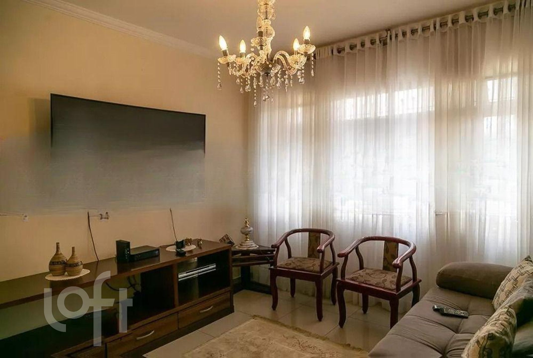 Casa à venda com 4 quartos, 170m² - Foto 1