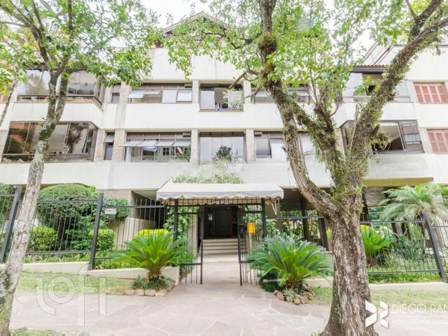 Apartamento com 459m², 4 dormitórios, 3 suítes, 4 vagas, Bela Vista em Porto Alegre