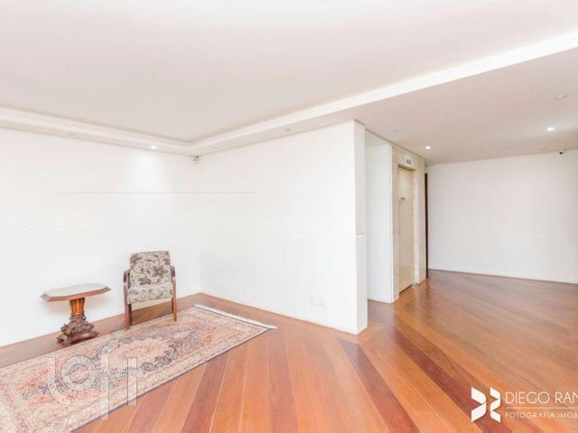 Apartamento com 459m², 4 dormitórios, 3 suítes, 4 vagas, Bela Vista em Porto Alegre