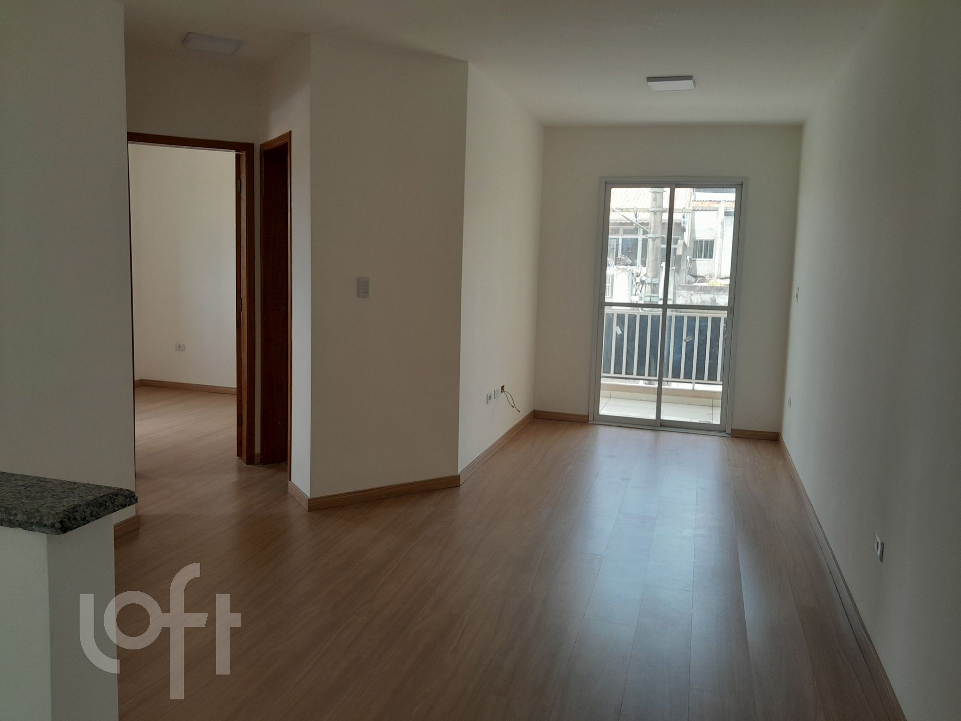 Apartamento à venda com 2 quartos, 65m² - Foto 2