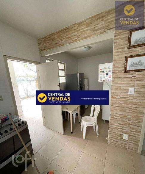 Casa à venda com 4 quartos, 360m² - Foto 1