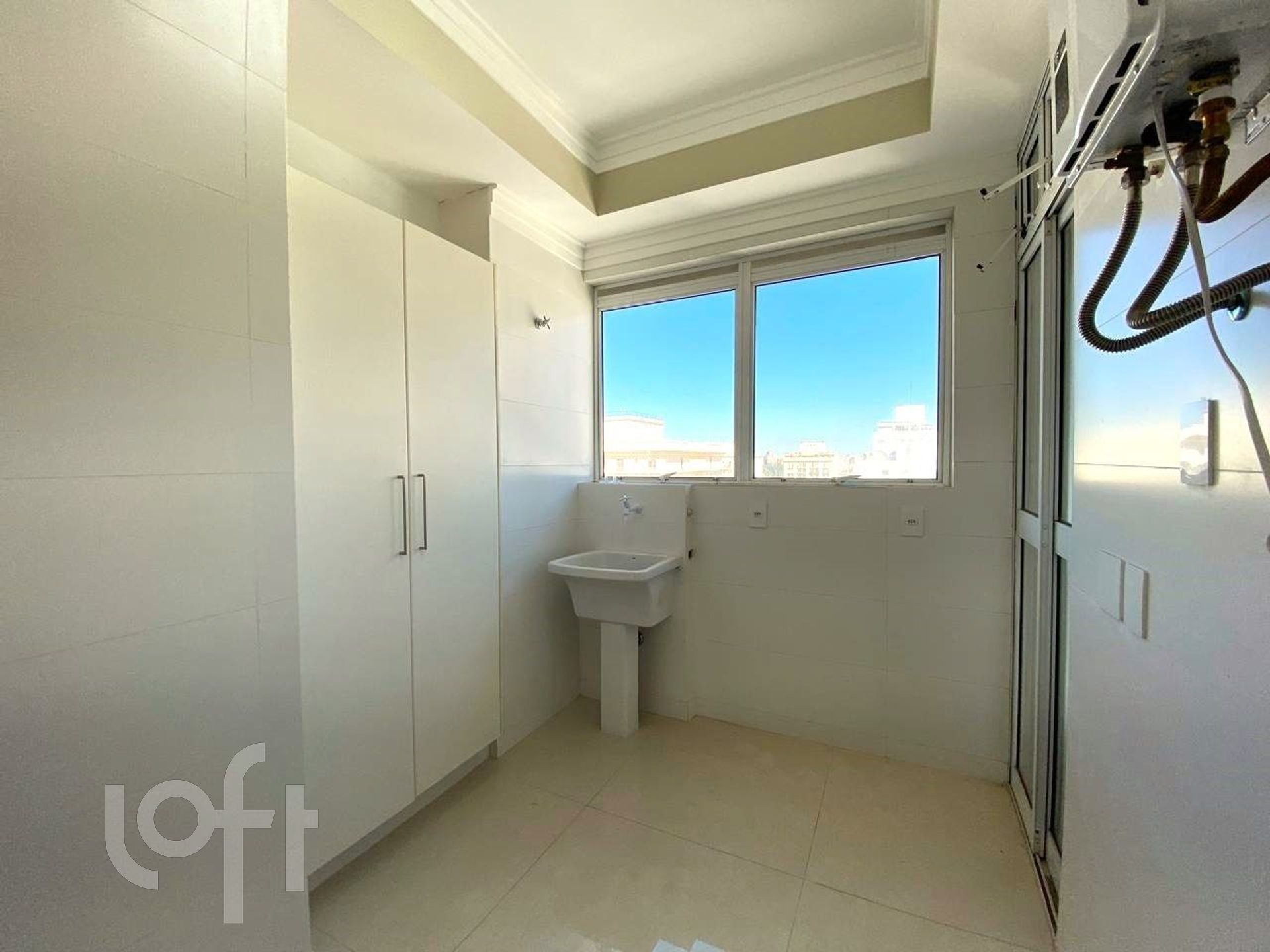 Apartamento à venda com 3 quartos, 240m² - Foto 42