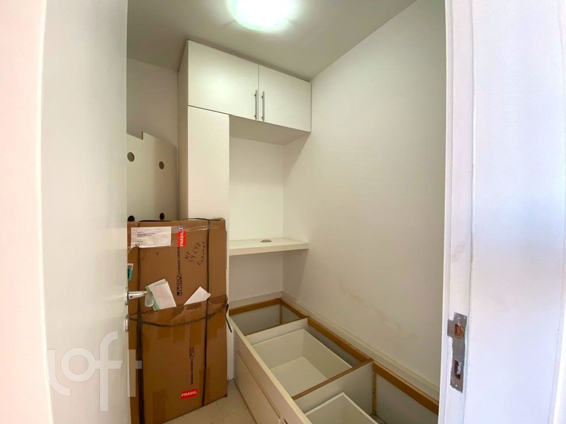 Apartamento à venda com 3 quartos, 240m² - Foto 43