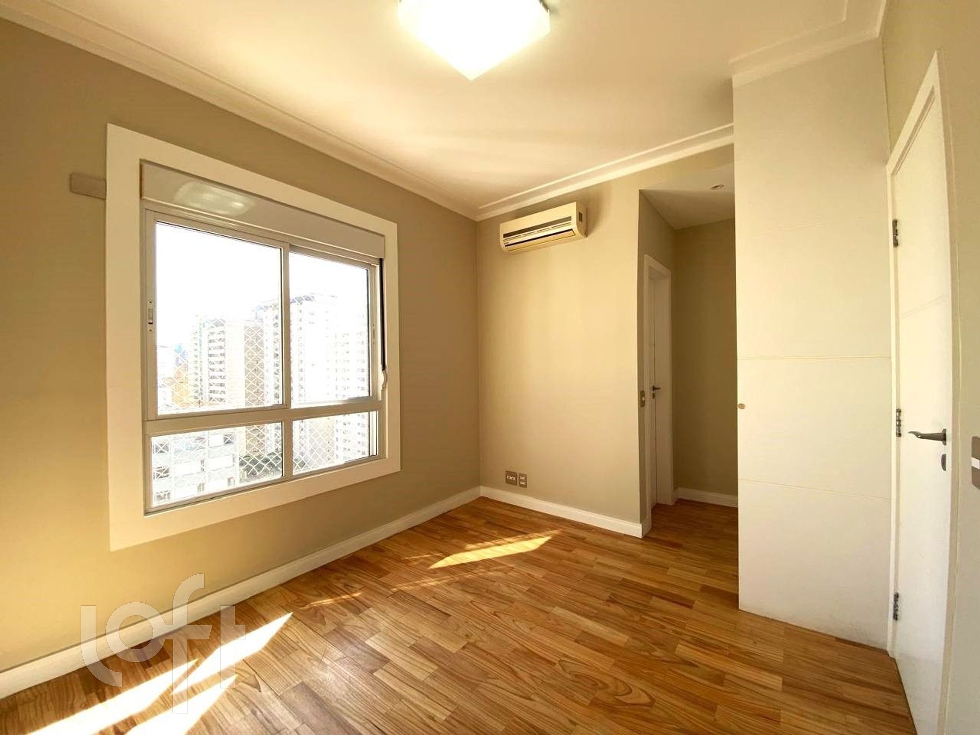 Apartamento à venda com 3 quartos, 240m² - Foto 25