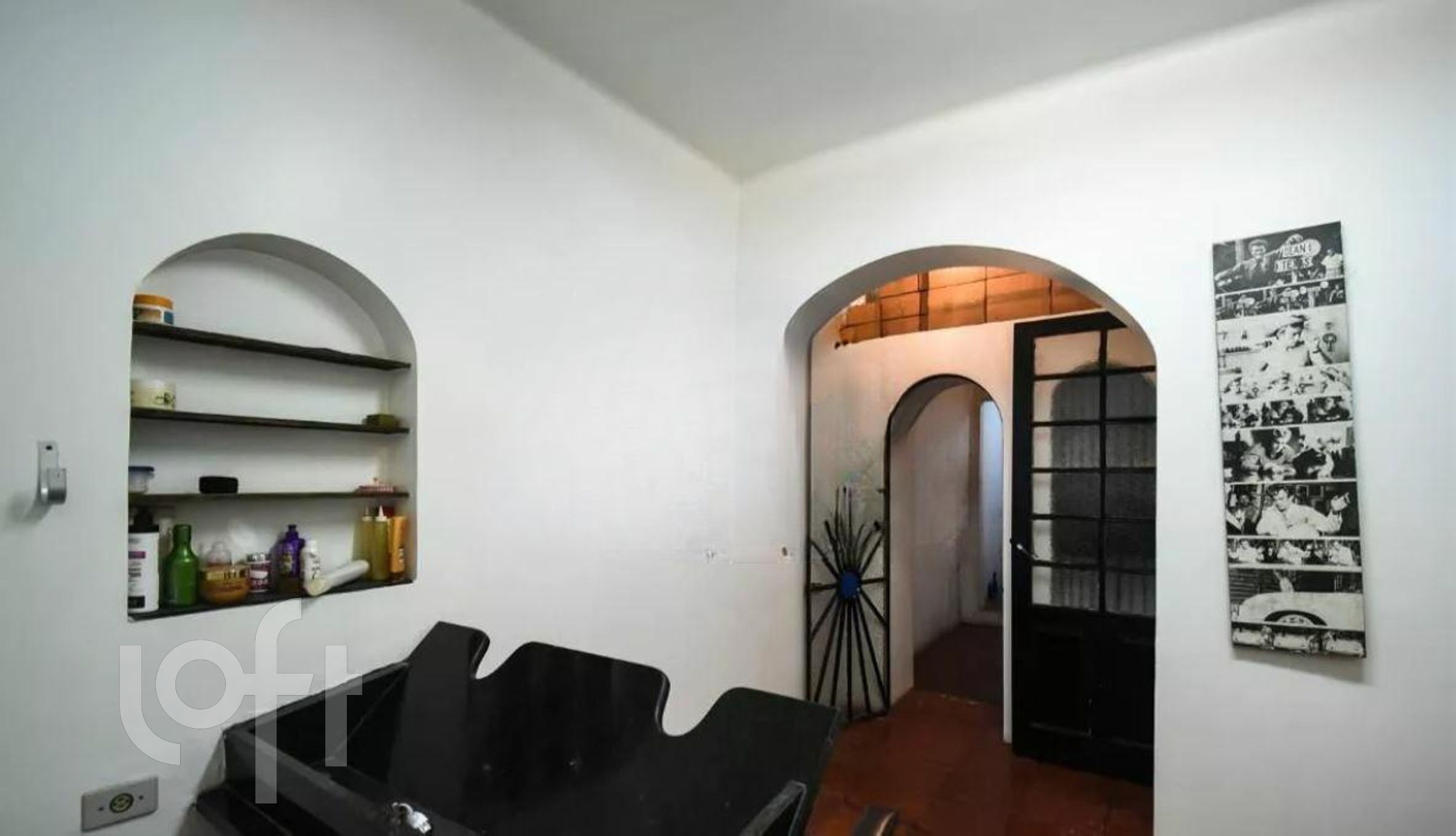 Casa à venda com 2 quartos, 190m² - Foto 2