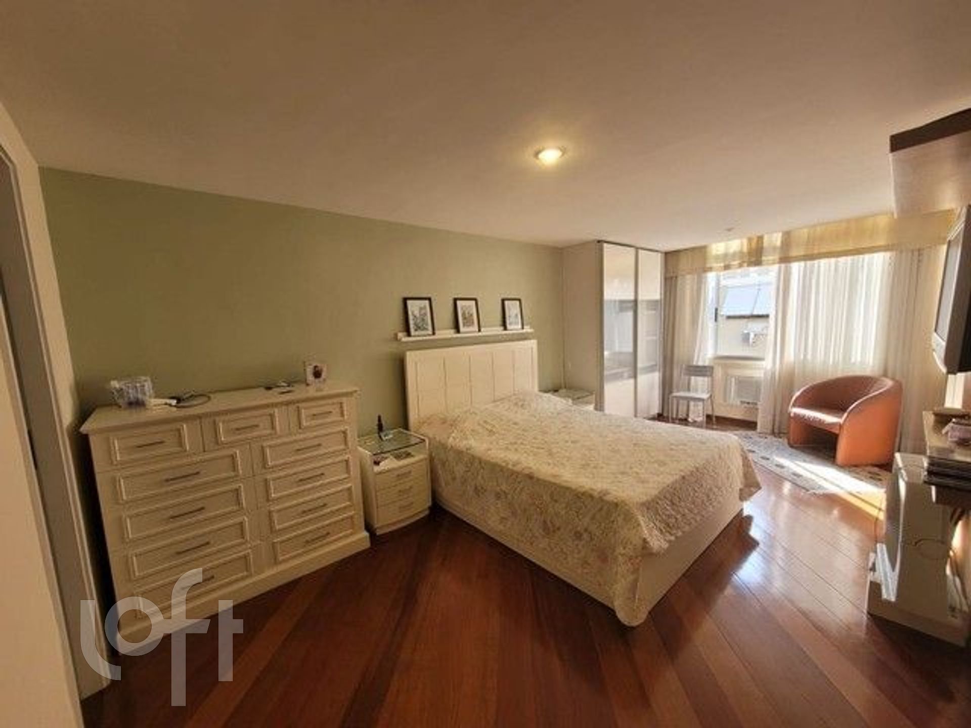 Apartamento à venda com 4 quartos, 160m² - Foto 5