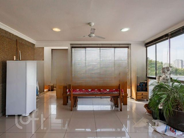 Apartamento com 106m², 2 dormitórios, 2 suítes, 2 vagas, Cristo Redentor em Porto Alegre