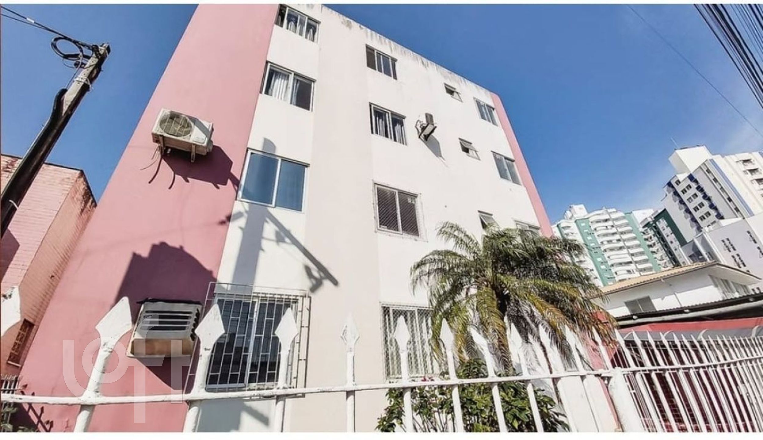Apartamento de 01 dormitório no bairro Campinas em São José