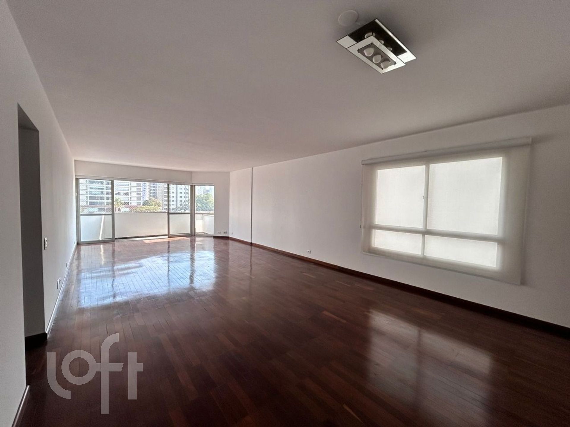 Apartamento à venda com 3 quartos, 144m² - Foto 4